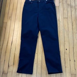 Gloria Vanderbilt Amanda style jeans